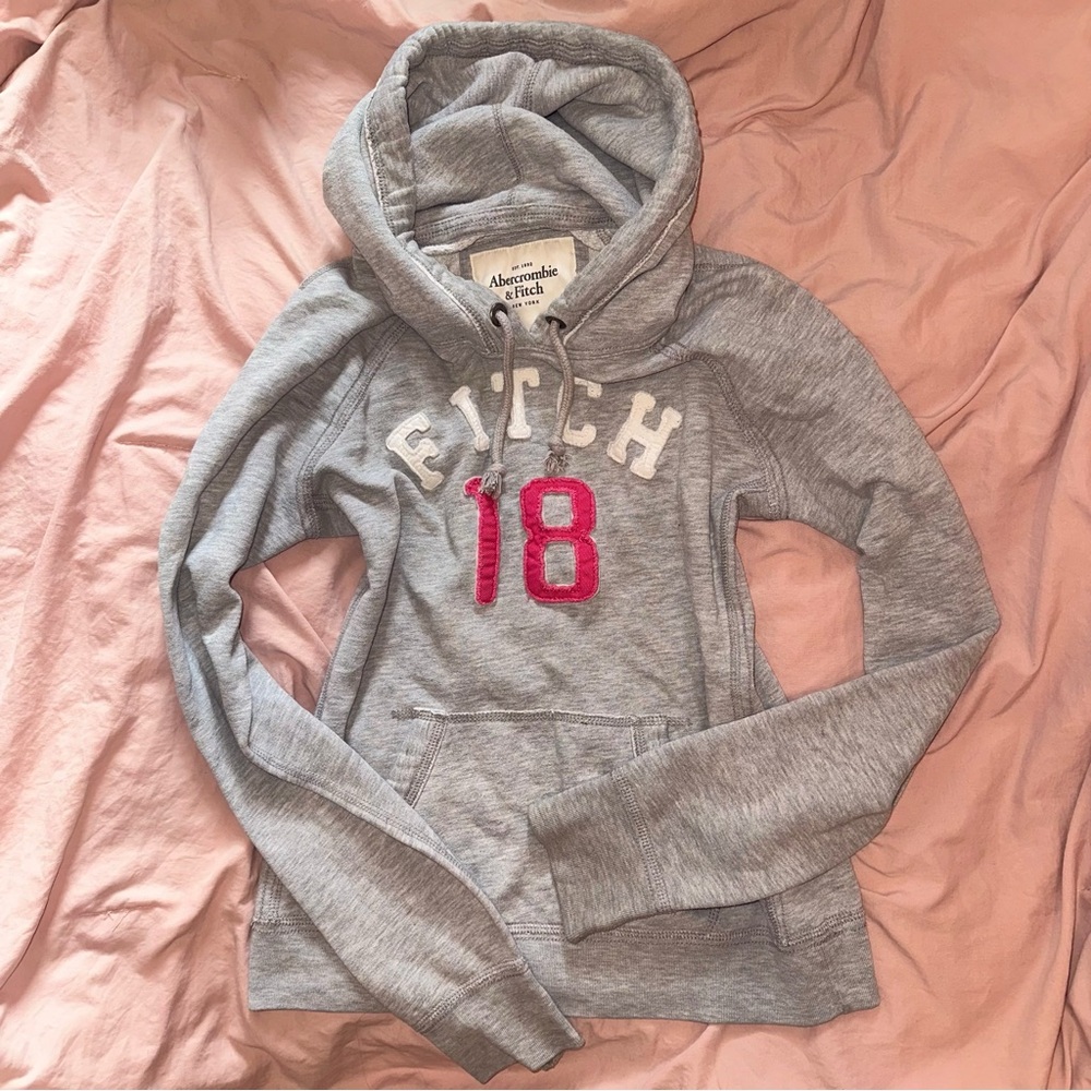 Y2K Abercrombie and fitch hoodie!